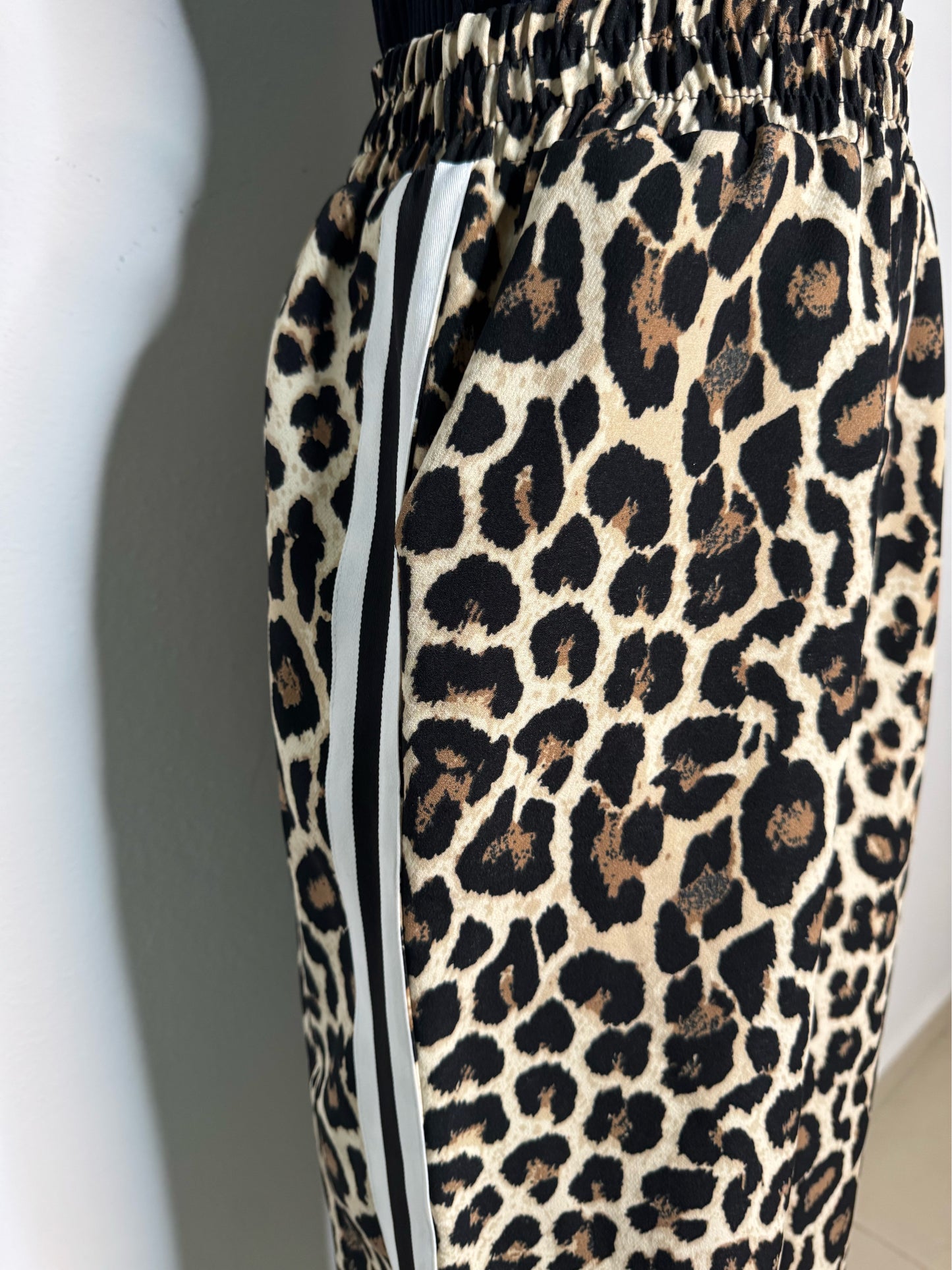 Leopard loose pants