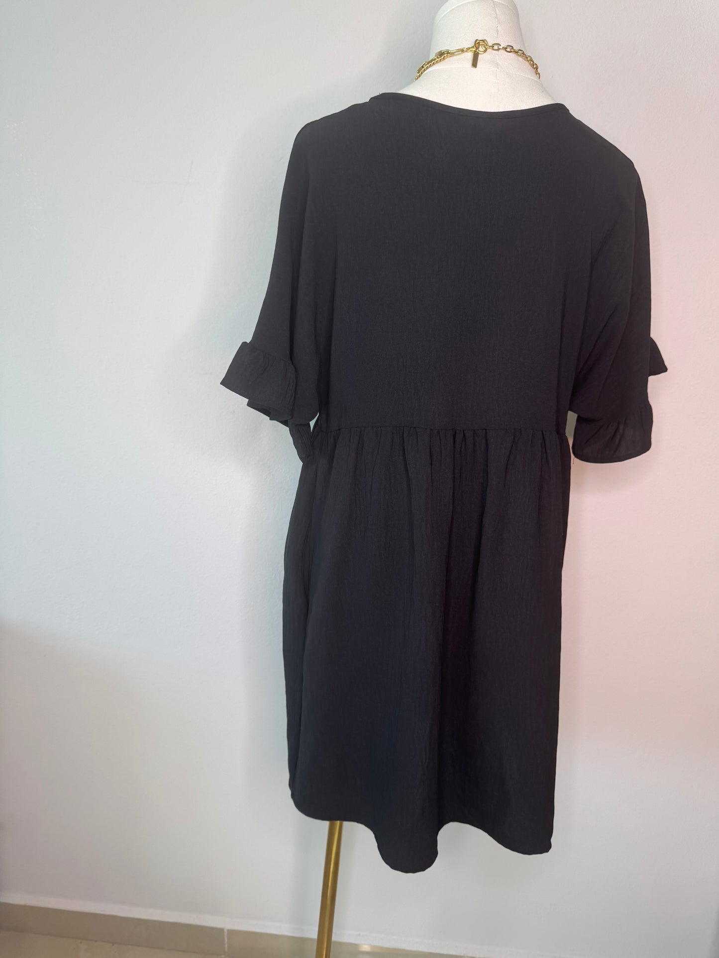 Comfy black dress