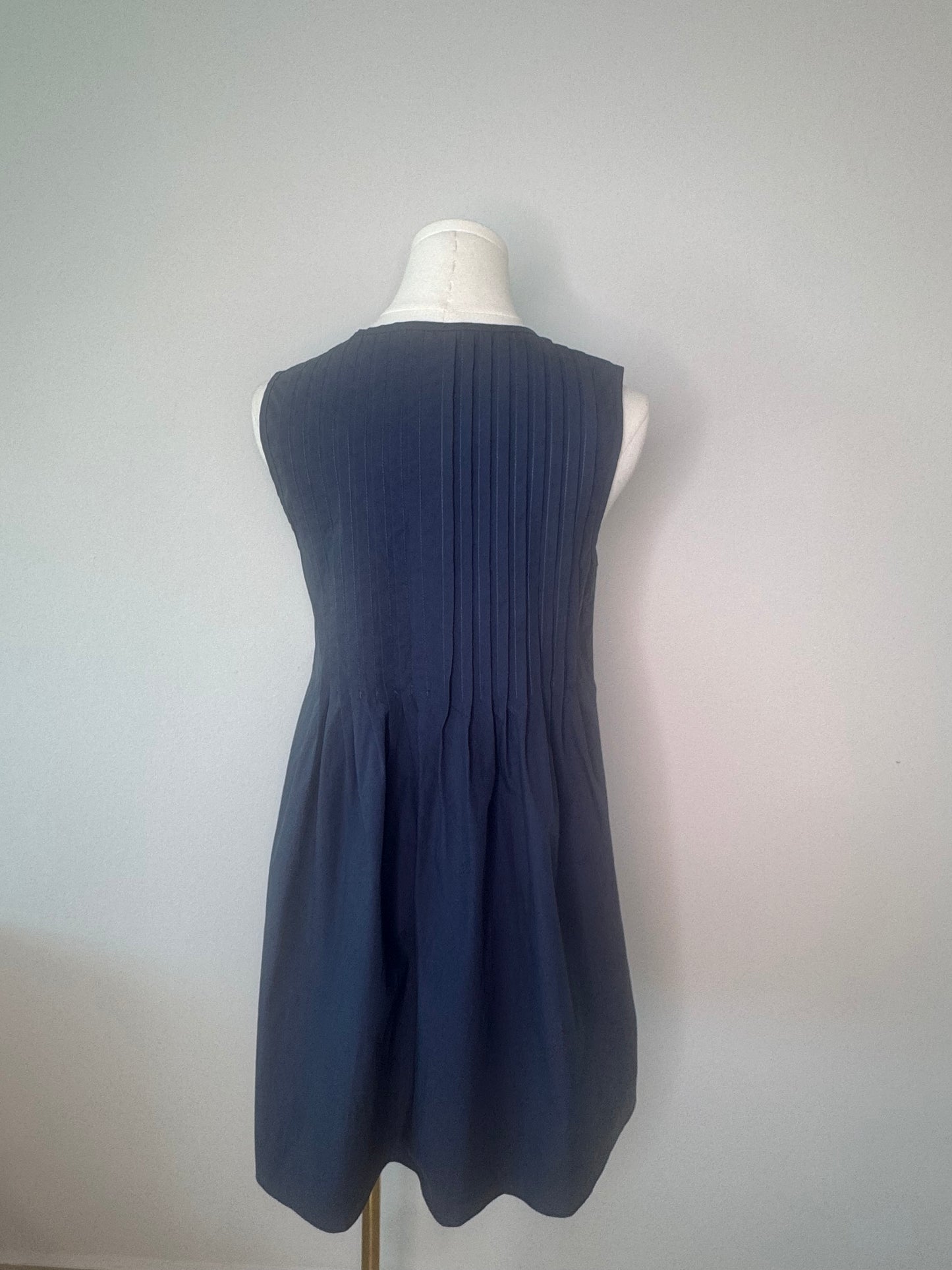 Navy dress